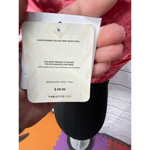 Fabletics Crushed Velvet Velour Red Twist Women's Size M‎ Sports Bra - Picture 6 of 8